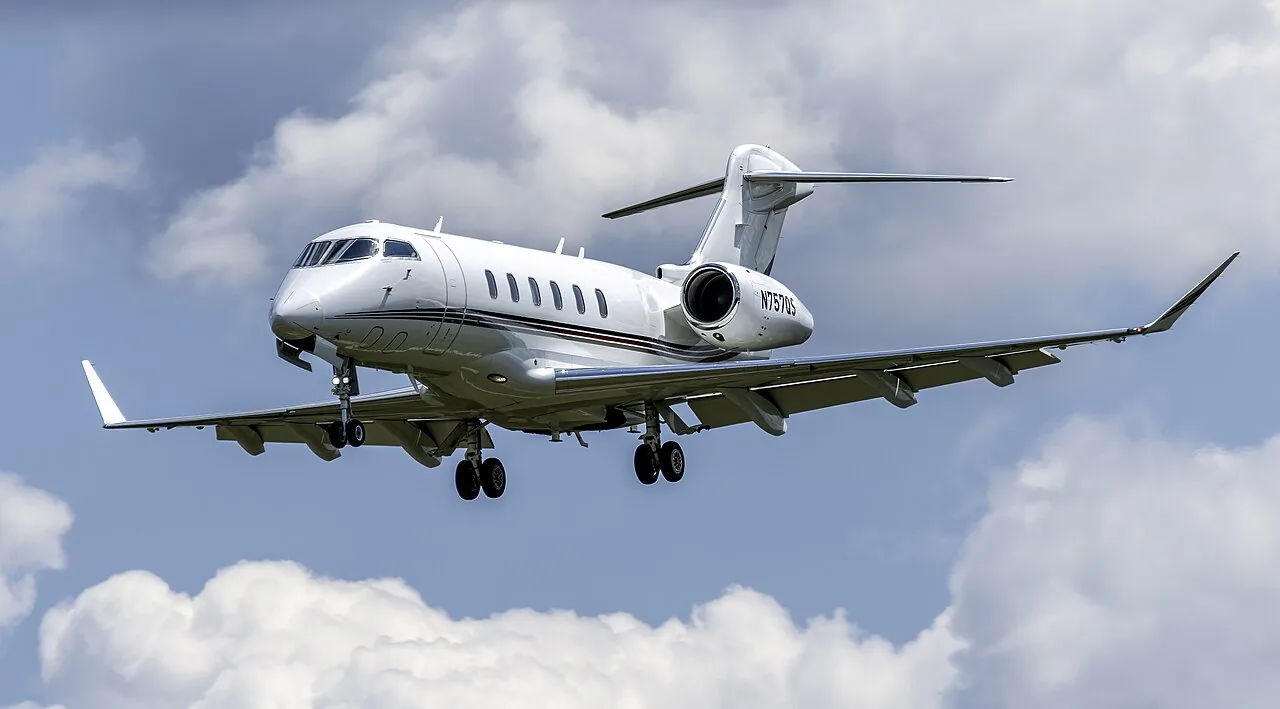 Challenger 350
